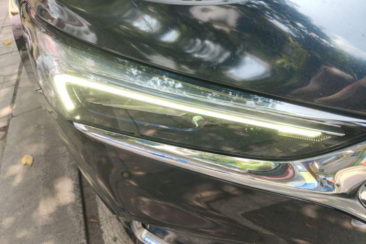 Used Buick LaCrosse 2021 652T Luxury Model Right Front Headlight