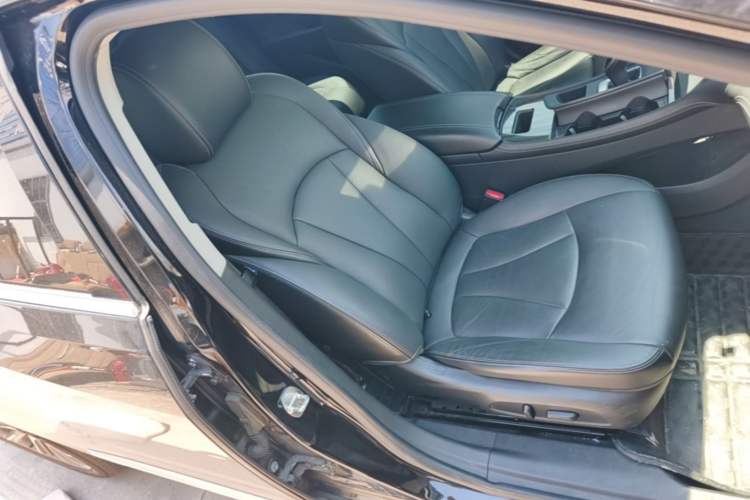Used Buick LaCrosse 2021 652T Luxury Model Right Front Seat