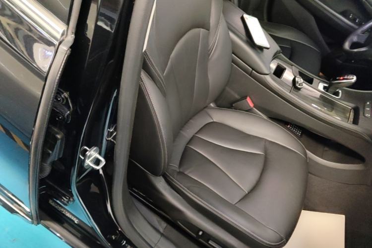 Used Buick LaCrosse 2021 652T Luxury Model Right Front Seat