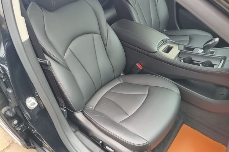 Used Buick LaCrosse 2021 652T Luxury Model Right Front Seat