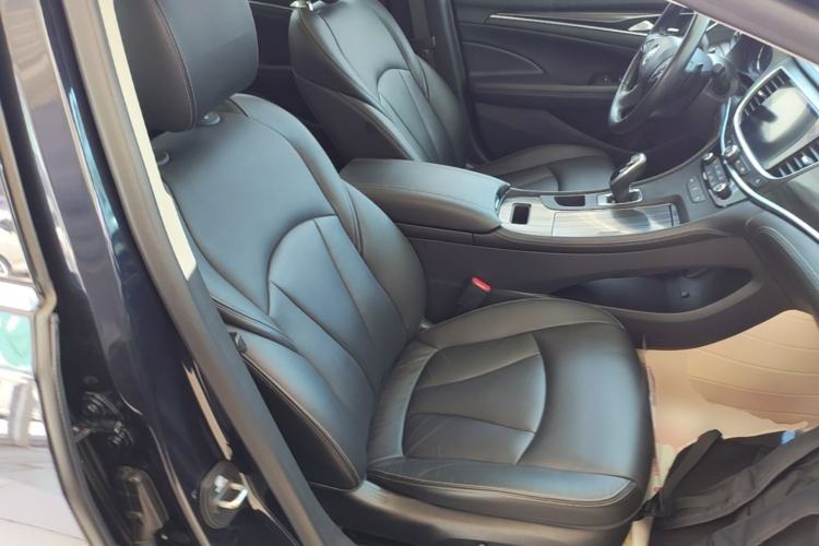 Used Buick LaCrosse 2021 652T Luxury Model Right Front Seat