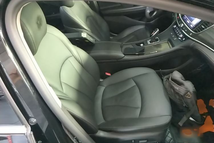 Used Buick LaCrosse 2021 652T Luxury Model Right Front Seat