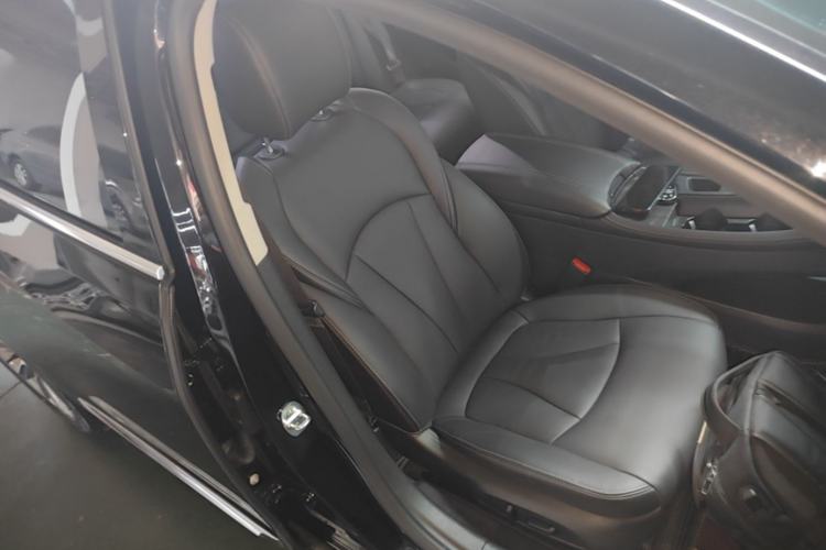 Used Buick LaCrosse 2021 652T Luxury Model Right Front Seat