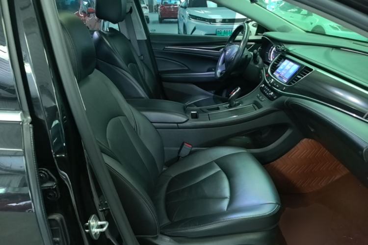 Used Buick LaCrosse 2021 652T Luxury Model Right Front Seat