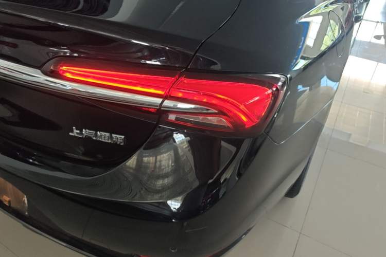 Used Buick LaCrosse 2021 552T Luxury Version Right Rear Taillight