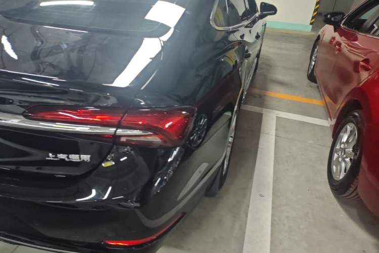 Used Buick LaCrosse 2021 552T Luxury Version Right Rear Taillight