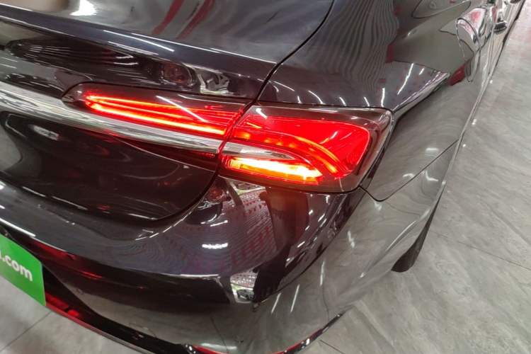 Used Buick LaCrosse 2021 552T Luxury Version Right Rear Taillight