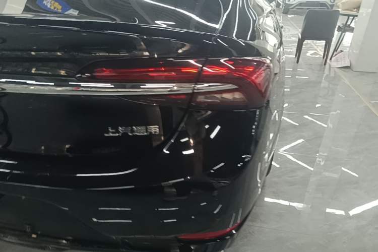 Used Buick LaCrosse 2021 652T Luxury Model Right Rear Taillight