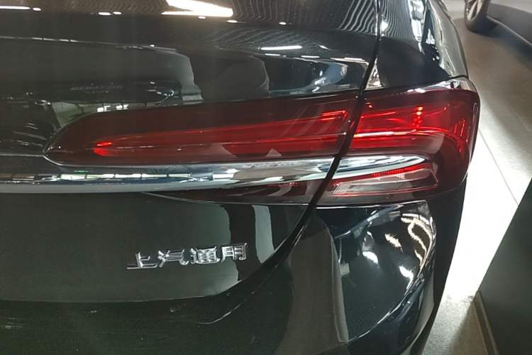 Used Buick LaCrosse 2021 652T Luxury Model Right Rear Taillight