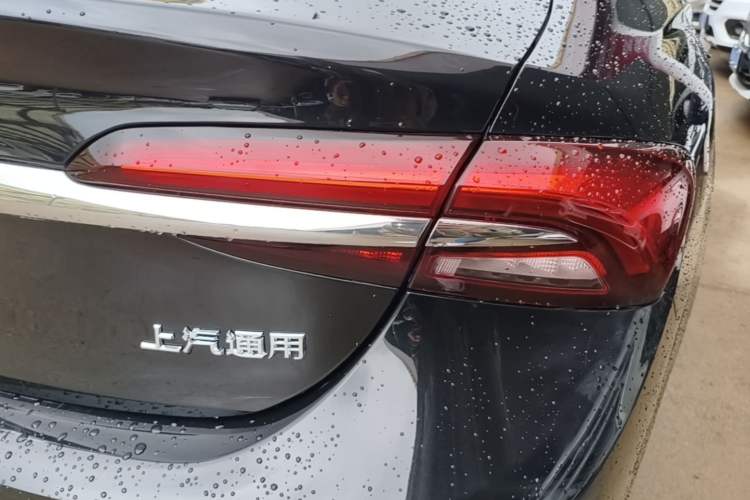 Used Buick LaCrosse 2021 652T Luxury Model Right Rear Taillight