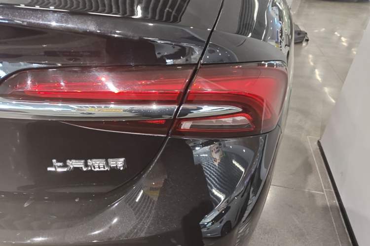 Used Buick LaCrosse 2021 552T Luxury Version Right Rear Taillight