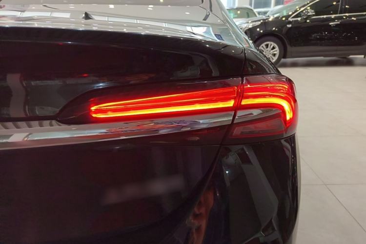 Used Buick LaCrosse 2021 552T Luxury Version Right Rear Taillight