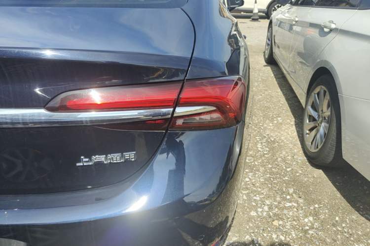 Used Buick LaCrosse 2021 652T Luxury Model Right Rear Taillight