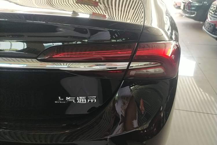 Used Buick LaCrosse 2021 552T Luxury Version Right Rear Taillight