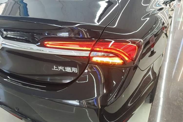 Used Buick LaCrosse 2021 652T Luxury Model Right Rear Taillight