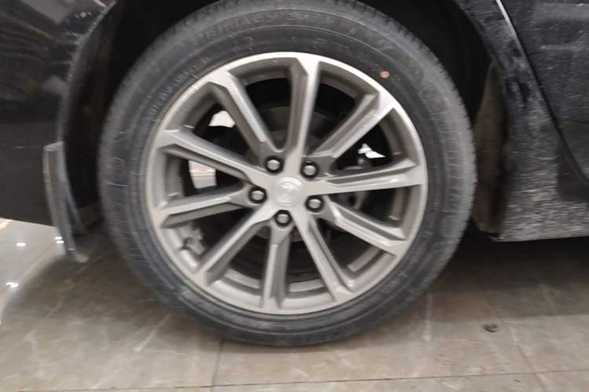 Used Buick LaCrosse 2021 652T Luxury Model Right Rear Wheel Hub