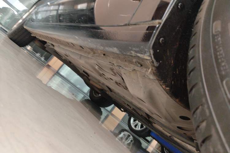 Used Buick LaCrosse 2021 552T Luxury Version Right Side Sill
