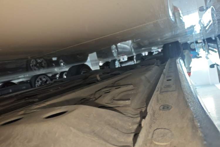 Used Buick LaCrosse 2021 552T Luxury Version Right Side Sill