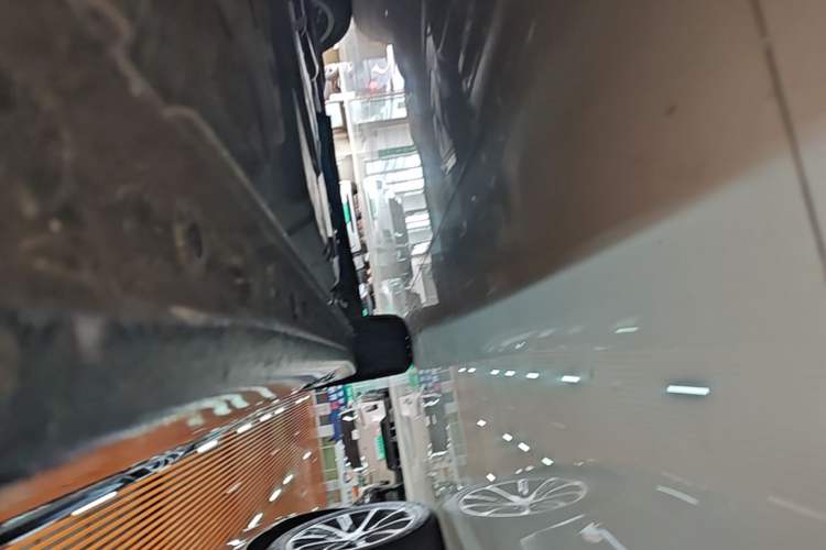 Used Buick LaCrosse 2021 652T Luxury Model Right Side Sill