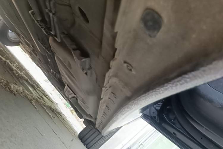 Used Buick LaCrosse 2021 652T Luxury Model Right Side Sill