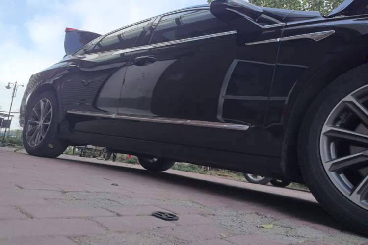 Used Buick LaCrosse 2021 652T Luxury Model Right Side Sill