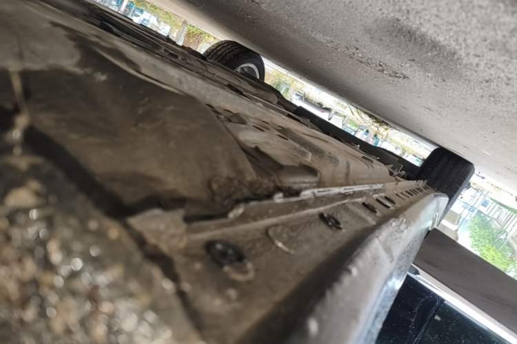 Used Buick LaCrosse 2021 652T Luxury Model Right Side Sill