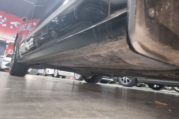 Used Buick LaCrosse 2021 652T Luxury Model Right Side Sill