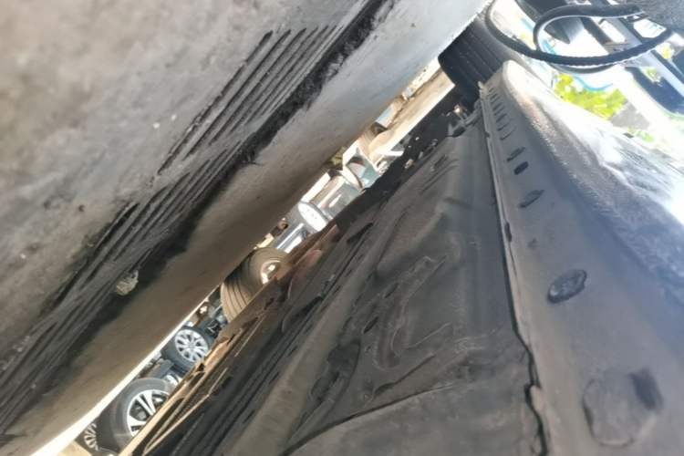 Used Buick LaCrosse 2021 552T Luxury Version Right Side Sill