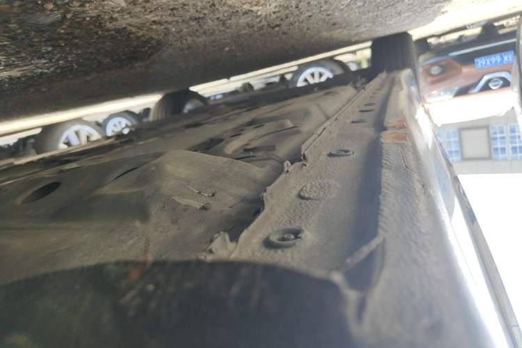 Used Buick LaCrosse 2021 652T Luxury Model Right Side Sill