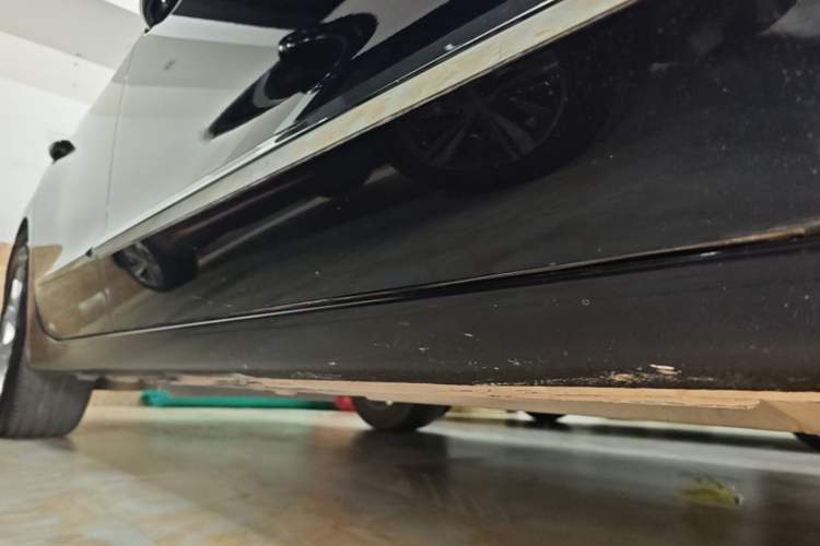 Used Buick LaCrosse 2021 552T Luxury Version Right Side Sill
