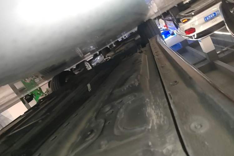 Used Buick LaCrosse 2021 552T Luxury Version Right Side Sill