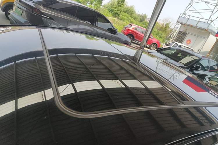 Used Buick LaCrosse 2021 552T Luxury Version Roof
