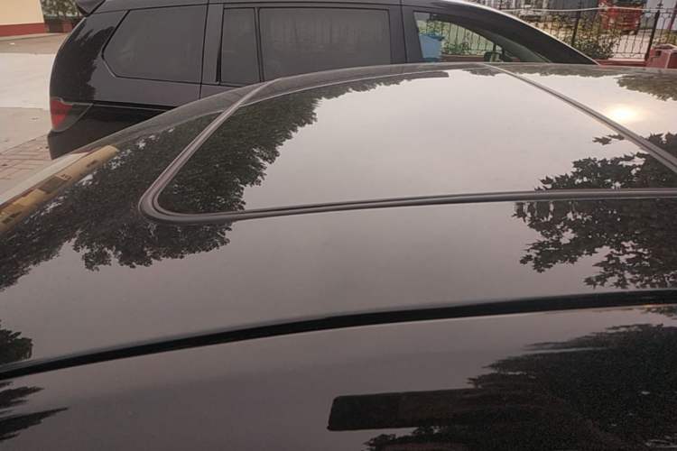 Used Buick LaCrosse 2021 652T Luxury Model Roof