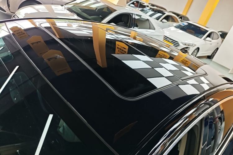 Used Buick LaCrosse 2021 652T Luxury Model Roof