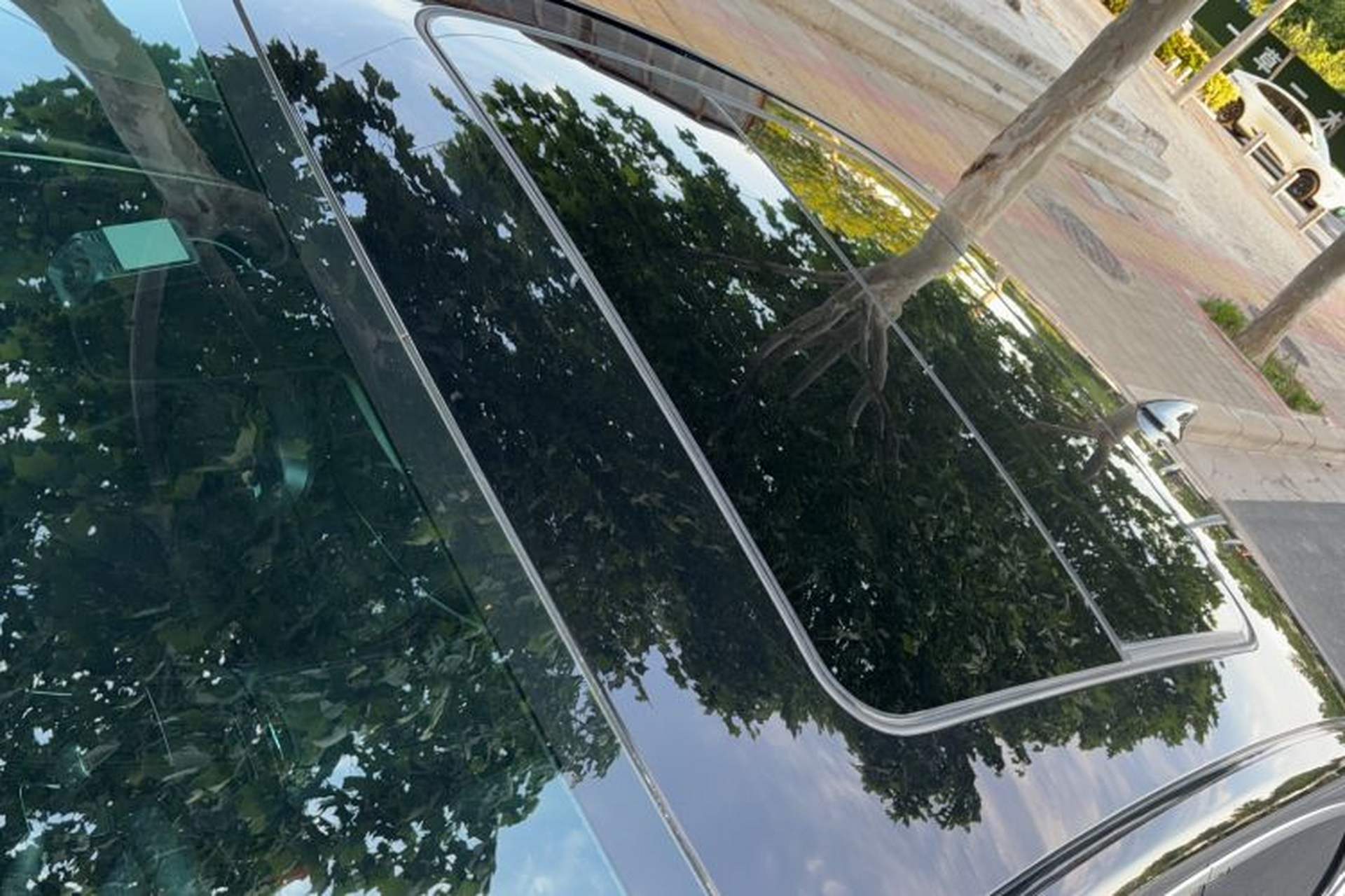 Used Buick LaCrosse 2021 652T Luxury Model Roof