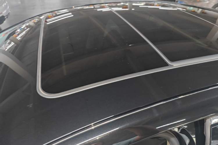 Used Buick LaCrosse 2021 652T Luxury Model Roof