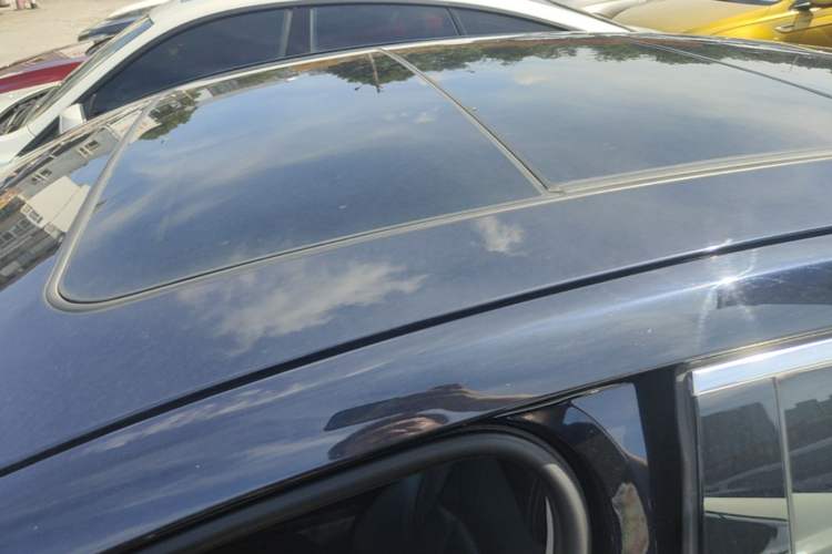 Used Buick LaCrosse 2021 652T Luxury Model Roof