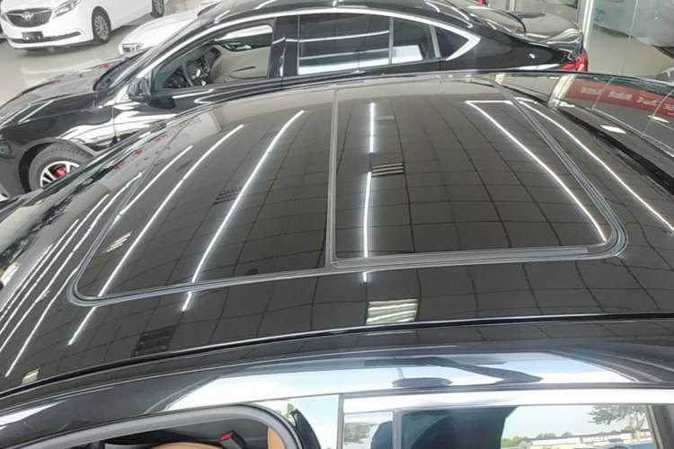 Used Buick LaCrosse 2021 652T Premium Edition Roof
