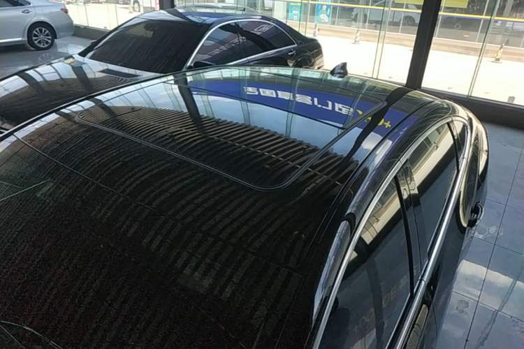 Used Buick LaCrosse 2021 652T Luxury Model Roof