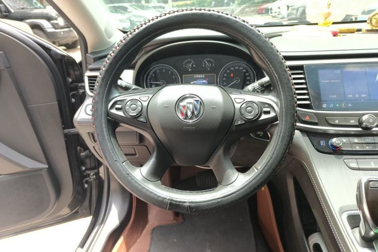 Used Buick LaCrosse 2021 652T Luxury Model Steering Wheel