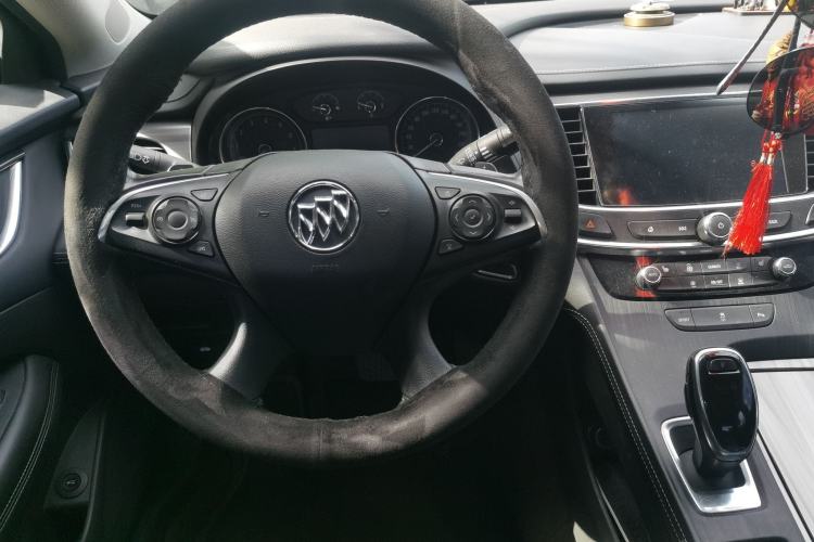 Used Buick LaCrosse 2021 652T Luxury Model Steering Wheel