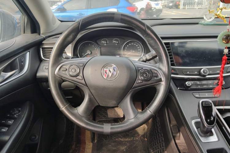 Used Buick LaCrosse 2021 652T Luxury Model Steering Wheel