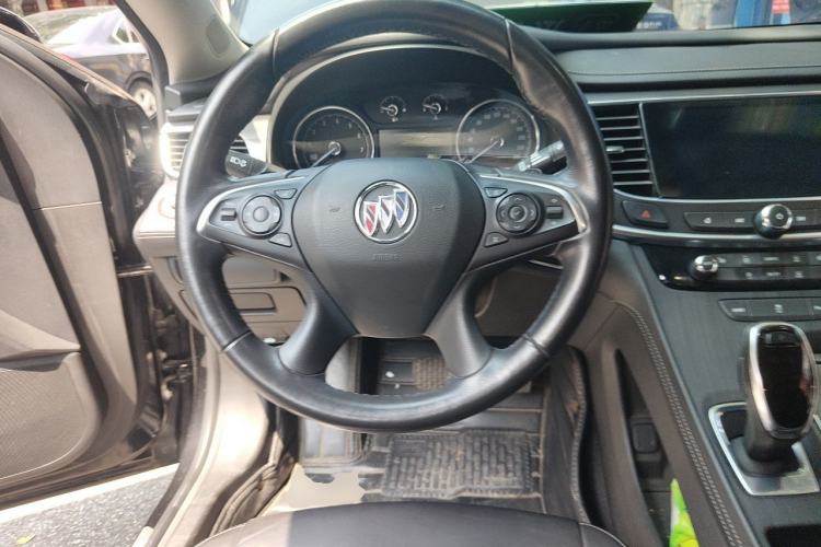 Used Buick LaCrosse 2021 652T Luxury Model Steering Wheel