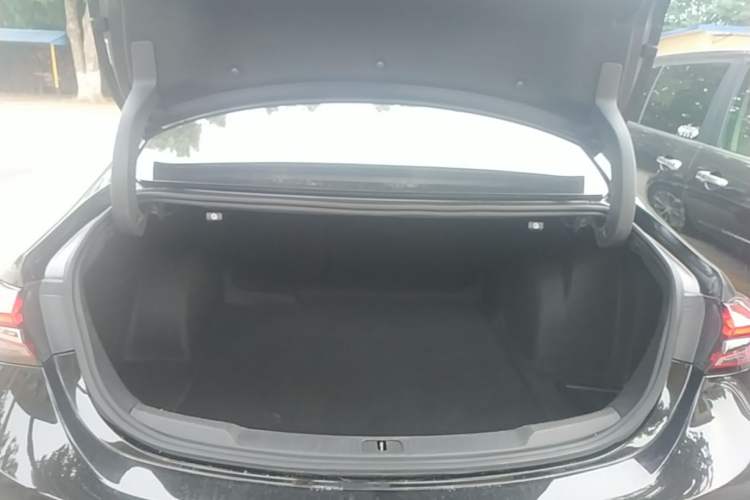 Used Buick LaCrosse 2021 652T Luxury Model Trunk