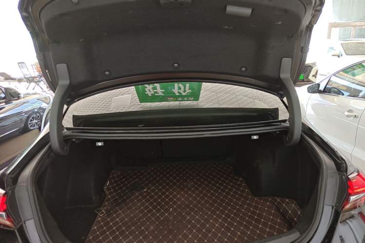 Used Buick LaCrosse 2021 652T Luxury Model Trunk