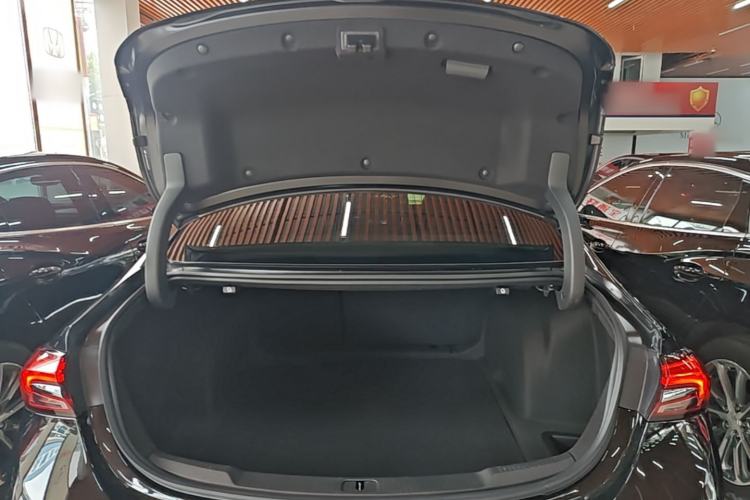 Used Buick LaCrosse 2021 652T Luxury Model Trunk