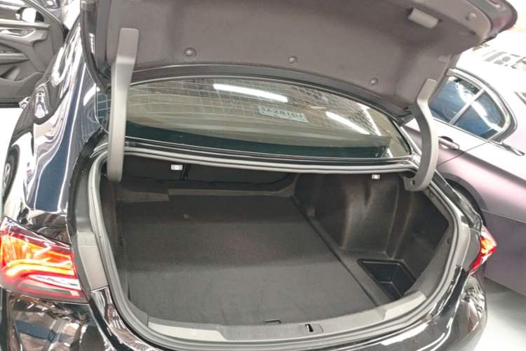 Used Buick LaCrosse 2021 552T Luxury Version Trunk