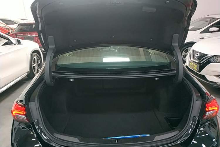 Used Buick LaCrosse 2021 652T Luxury Model Trunk