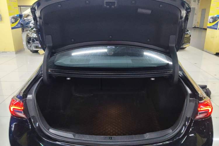 Used Buick LaCrosse 2021 552T Luxury Version Trunk