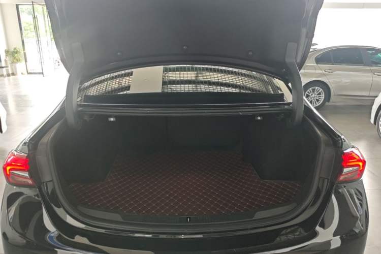 Used Buick LaCrosse 2021 552T Luxury Version Trunk
